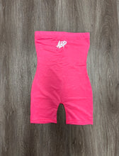 Cargar imagen en el visor de la galería, &lt;transcy&gt;Super Girl Romper (ROSA)&lt;/transcy&gt;